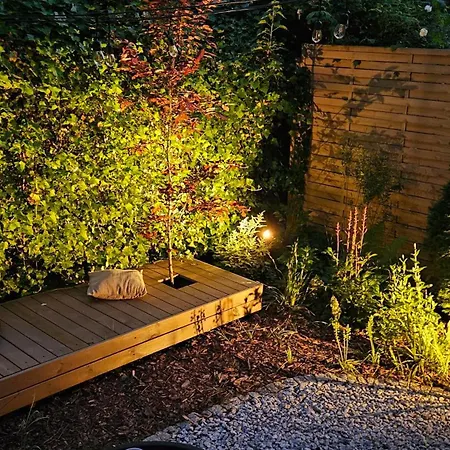 NEST Sopot, Garden Apartment with Bathtub, Apartament z ogródkiem i wanną-3